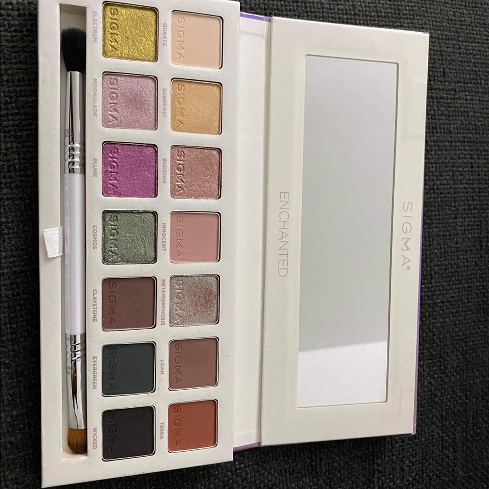 Sigma Enchanted palette
